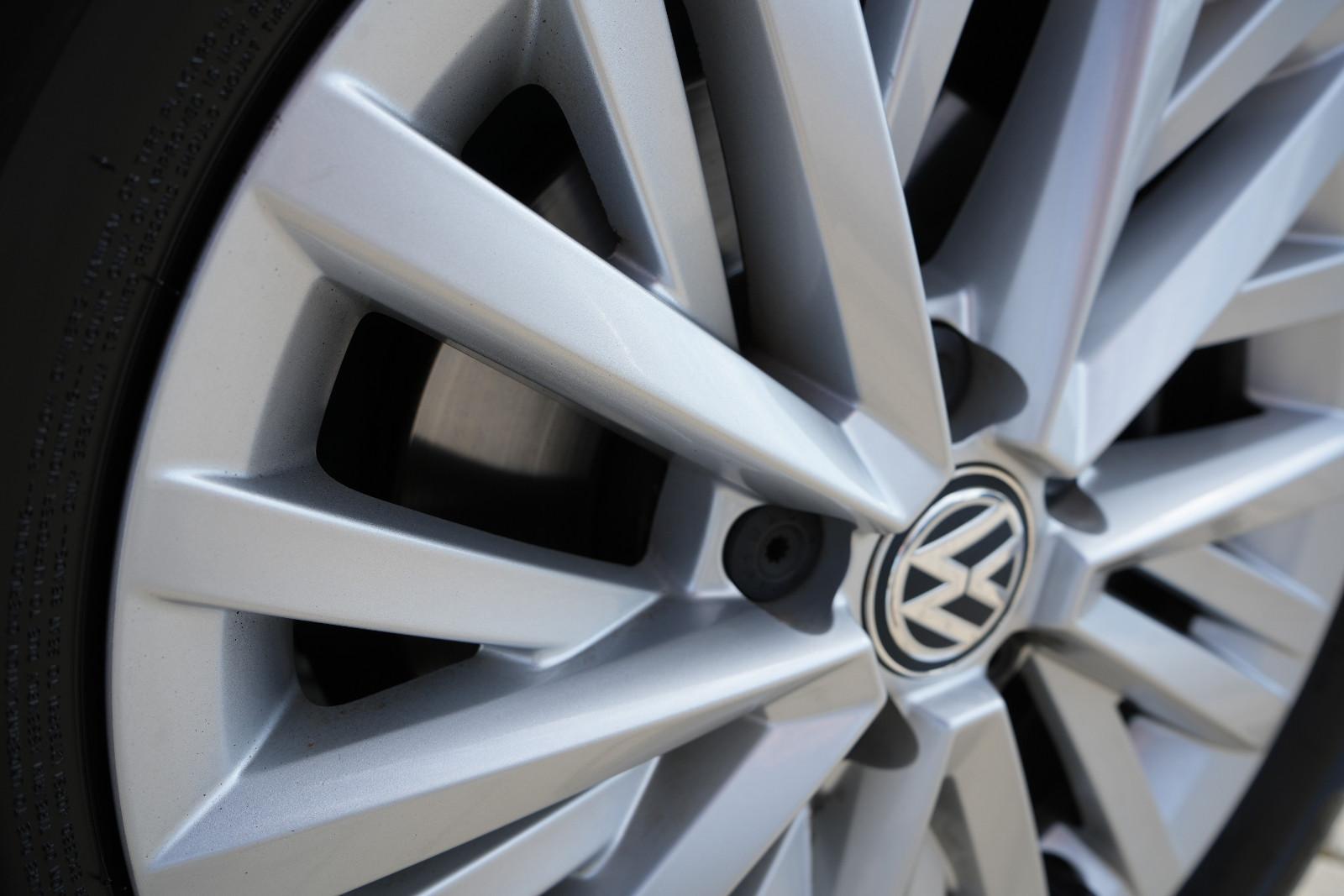 Volkswagen T-Roc DCC PDC KLIMAAUTOMATIK SITZHEIZUNG