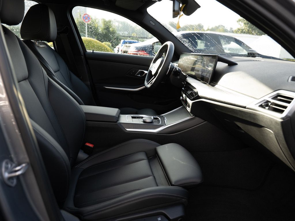 BMW 318i M-Sport FACEL. LED NAVI KAMERA SHZ PDC foto 8