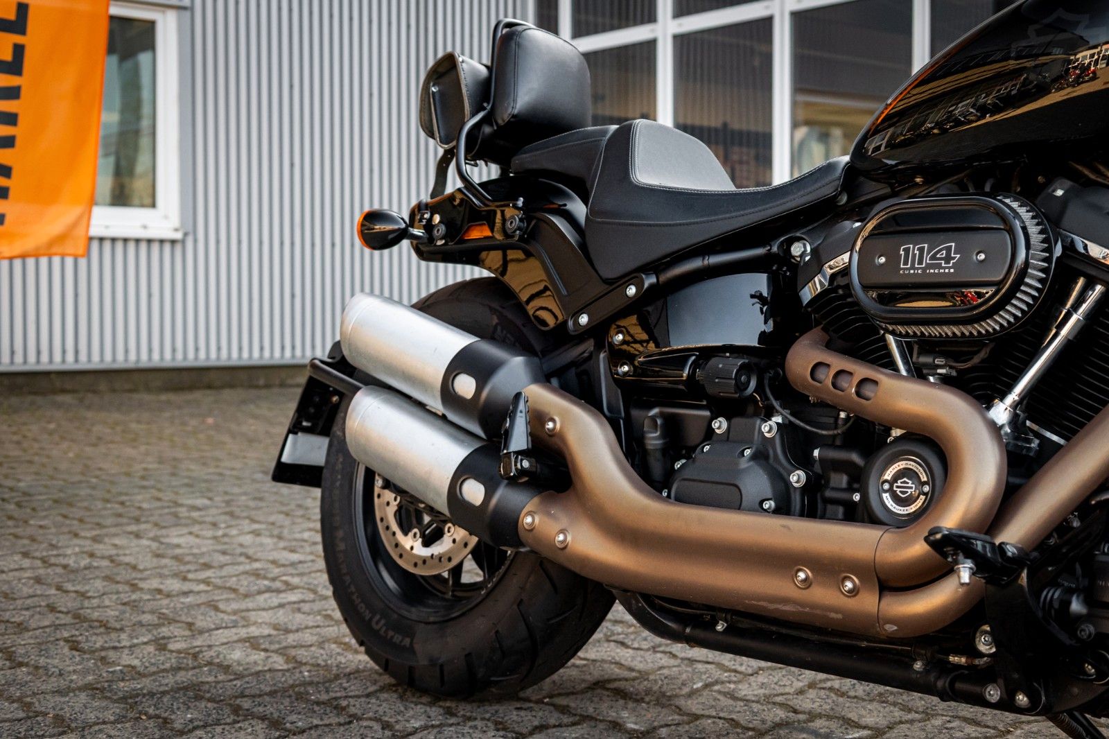 Fahrzeugabbildung Harley-Davidson FXFBS FAT BOB 114 CUI SOFTAIL