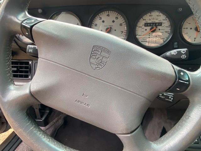 Porsche 993 Carrera Cabrio MJ98  Historie 111t  Scheckh.