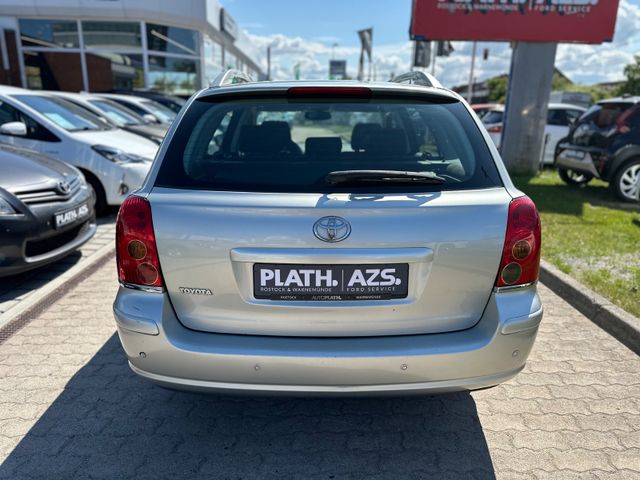 Toyota Avensis  Kombi 1.8 Sol