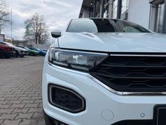 VW T-Roc Sport 4Motion/ DAB+/ NAVIGATION/ DCC/ LED VW T-Roc Sport 4Motion/ DAB+/ NAVIGATION/ DCC/ LED