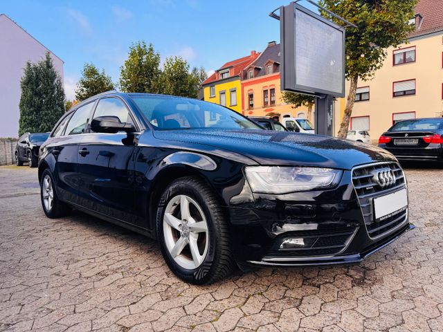 Audi A4 1.8 TFSI Avant quattro Navi Xenon PDC SHZG