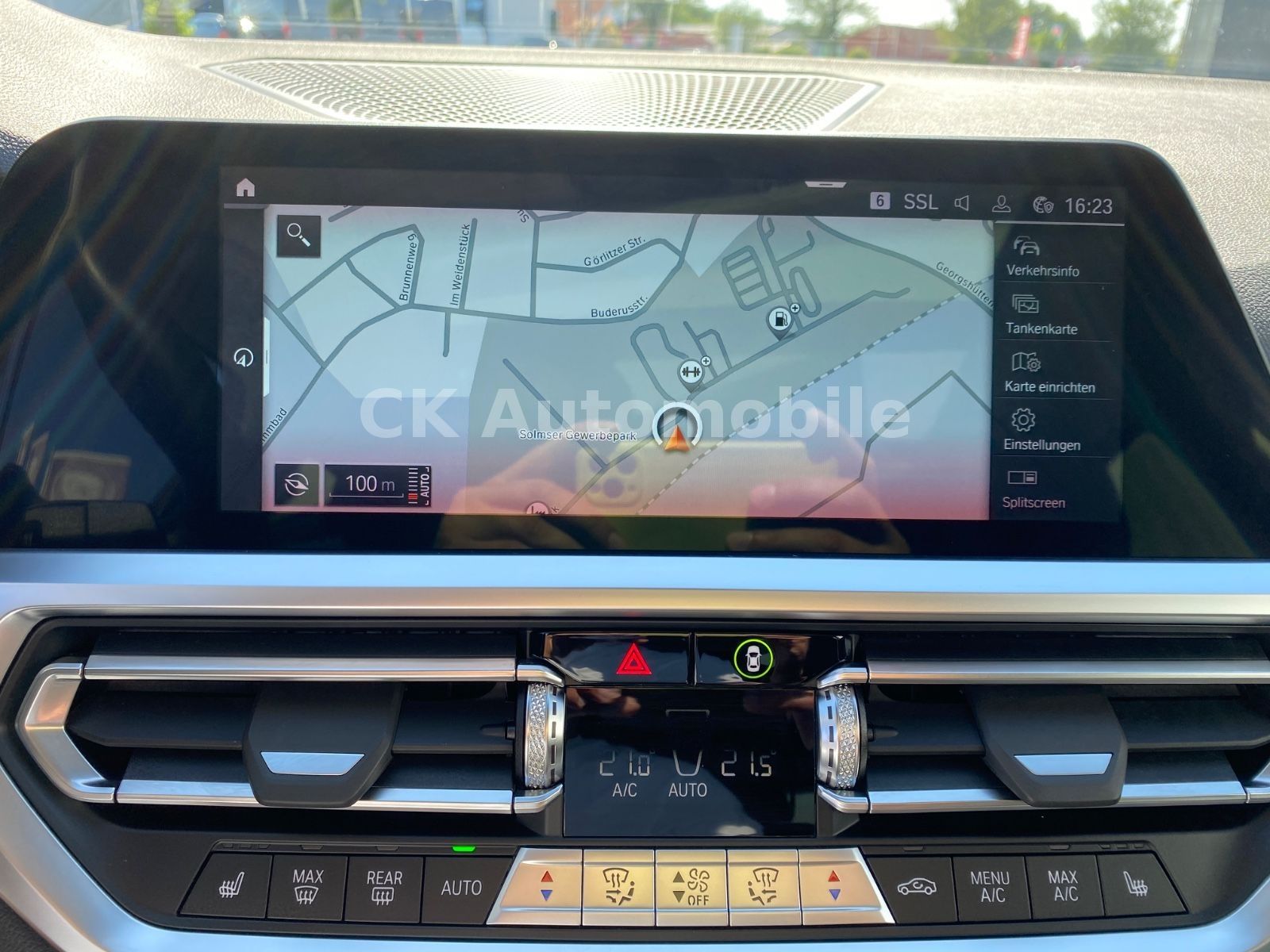 Fahrzeugabbildung BMW 320d xDrive Touring Sport-Line/Laser/Pano/Kamera