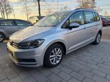 Volkswagen Touran Comfortline BMT *7-SITZER/AHK/NAVI* - VW Touran Gebrauchtwagen in Hannover