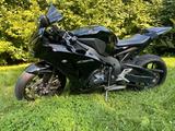 Honda CBR 1000RR  SC59 - HONDA CBR 1000 SC59