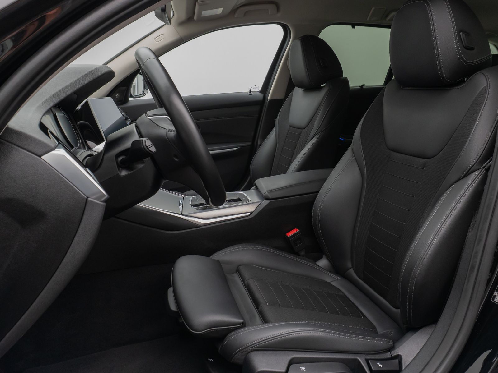 Fahrzeugabbildung BMW 320d Sport Line DAB Laser HUD Cockpit+ Komfort