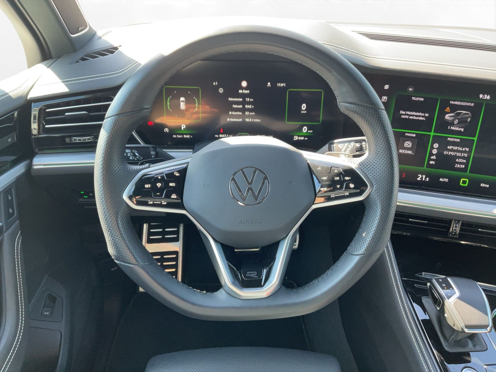 Volkswagen Touareg 3.0 TDI 4MOTION R-Line foto 9