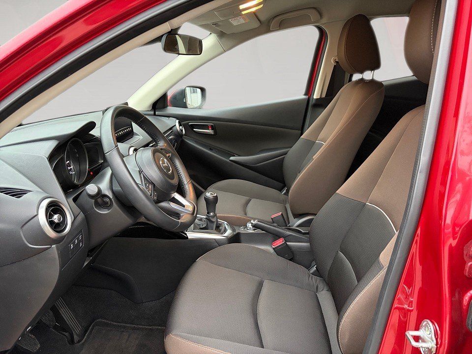 Fahrzeugabbildung Mazda 2 1.5i 90PS EXCLUSIVE TOU-P1 NAVI