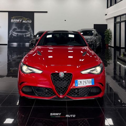 Alfa Romeo Giulia 2.9 T V6 AT8 Quadrifoglio