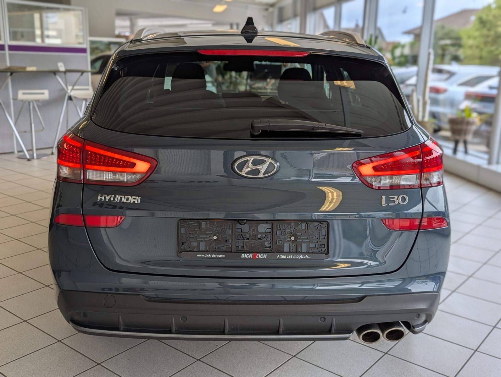 Fahrzeugabbildung Hyundai i30 1.5 T-GDI DCT N-Line LED Cam Pano Keyless 18