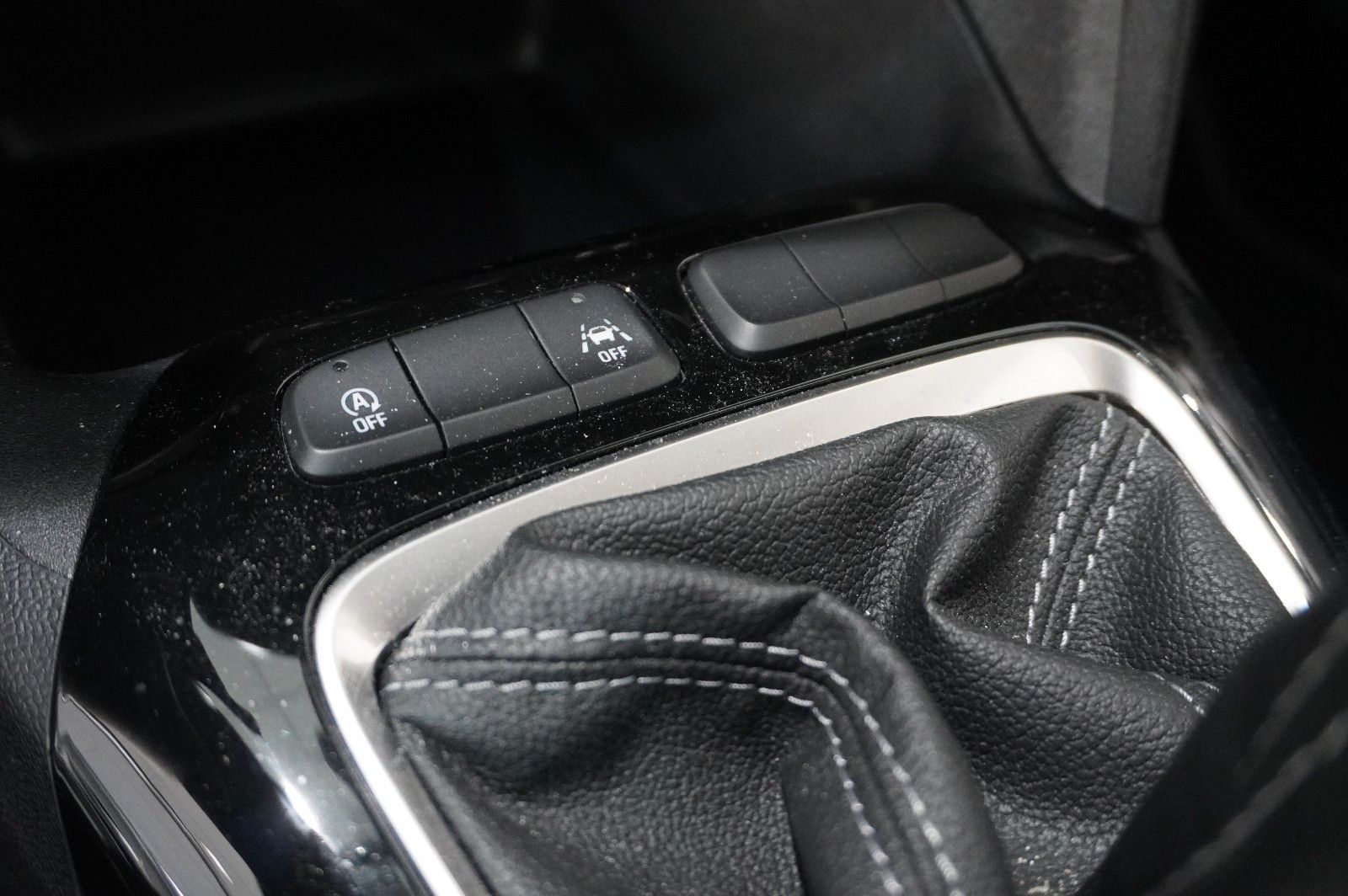 Fahrzeugabbildung Opel Corsa F 1.2 FACELIFT NAVI/LED/KAMERA/VIRTU./DAB+