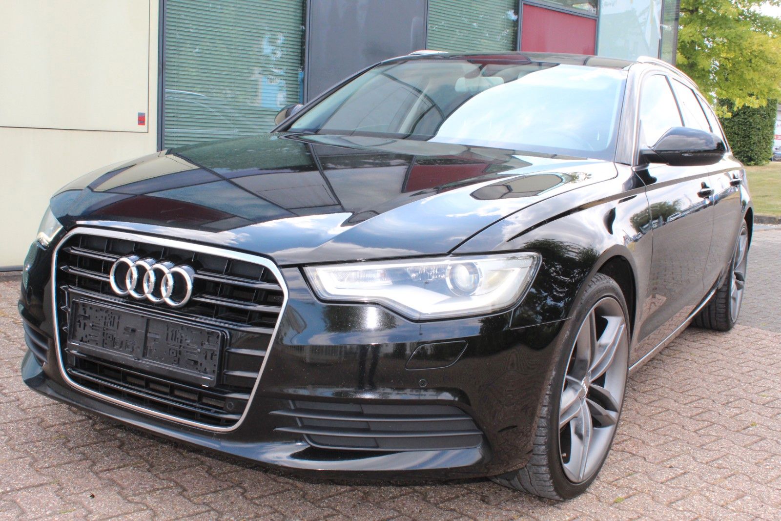 Audi A6 - 1