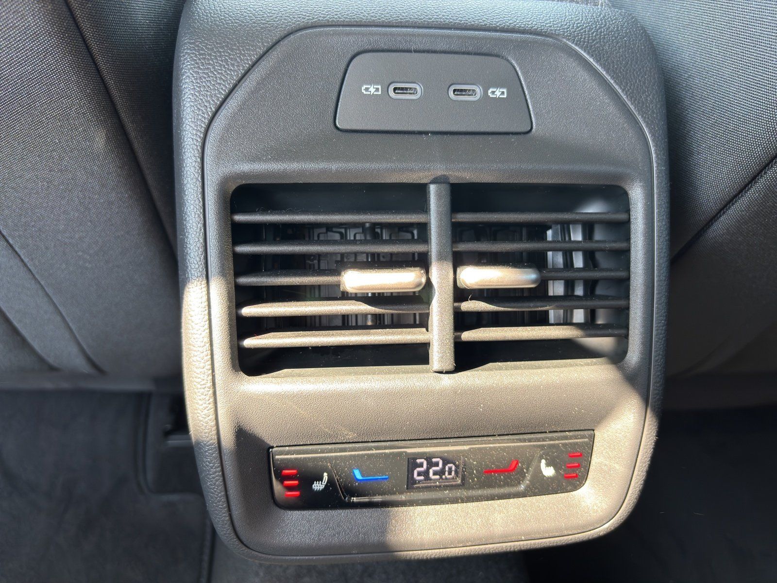 Fahrzeugabbildung SKODA Superb Combi Selection 1,5 TSI iV 150 kW DSG
