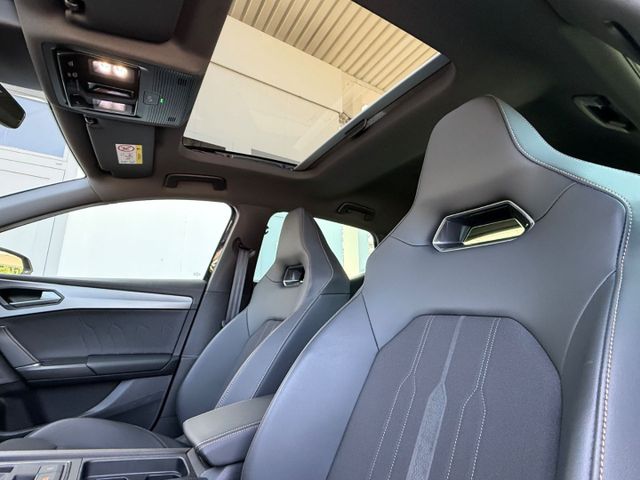 Leon VZ 2.0 TSI DSG Navi Sound ACC Pano PLA