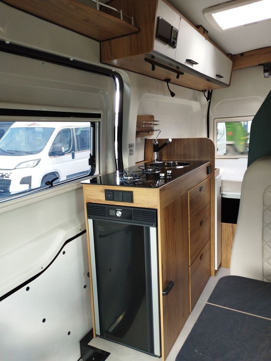 Fahrzeugabbildung Karmann Dexter 4x4 DE 560 AW Rückfahrkamera