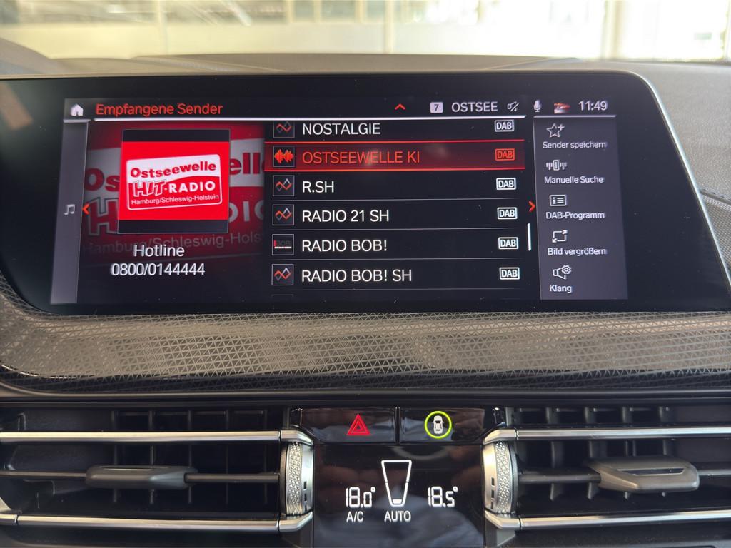 BMW M235i xDrive Gran Coupe LED NAVI HUD PANO 18"