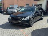 Mercedes-Benz E 200 T*KETTE NEU*TÜV NEU*TOP ZUSTAND* - gebrauchte Mercedes-Benz E 200 aus dem Jahr 2010