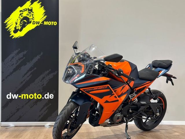 KTM RC 390 Blue / Quickshifter / Neufahrzeug