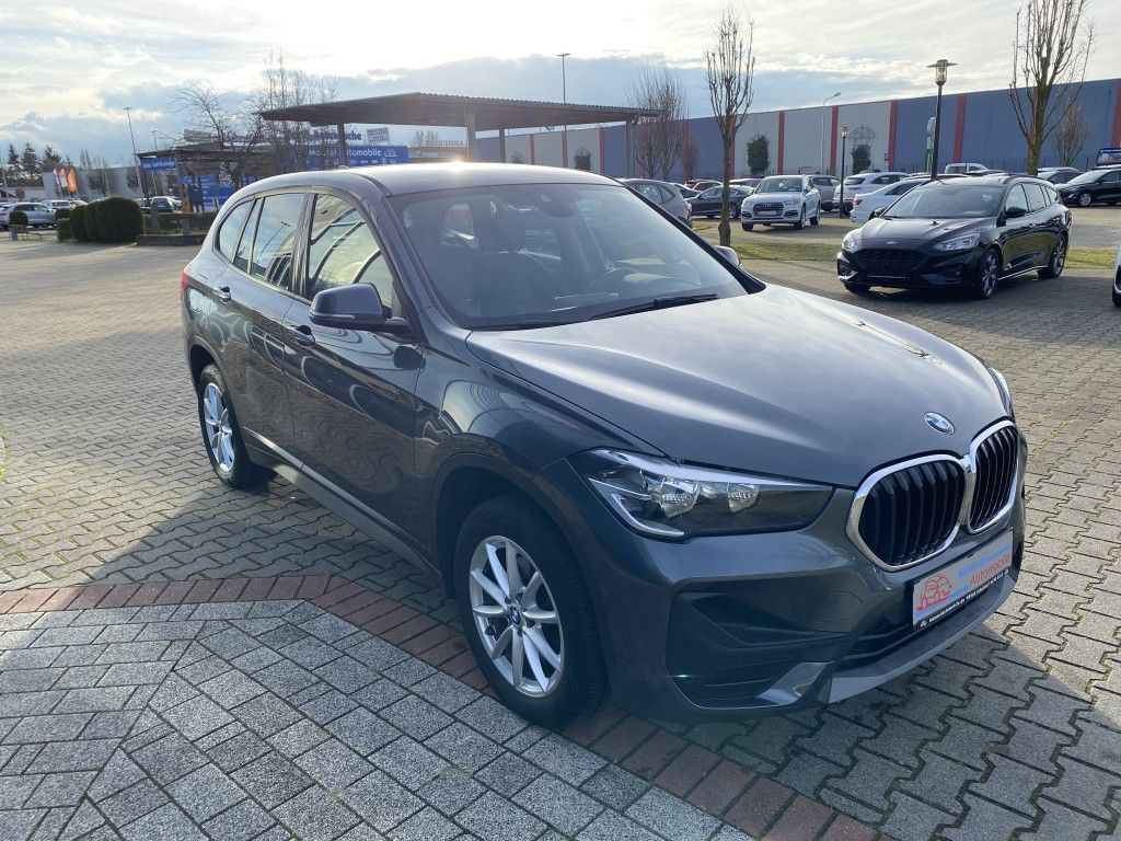 BMW X1 sDrive18d Aut. Advantage AHK PDC Temp SH foto 8