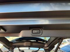 LAND ROVER Discovery 5 SE D250 AWD*LED*Schiebedach*Luftfed.