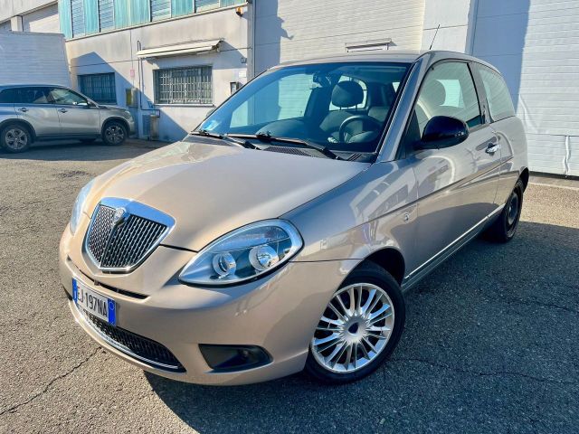 Lancia Ypsilon 1.2benzina 2011 92.000km perfetta