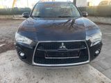 Vorschaubild Mitsubishi Outlander Invite 4WD,Klima,Leder,Neue Tüv,Top!