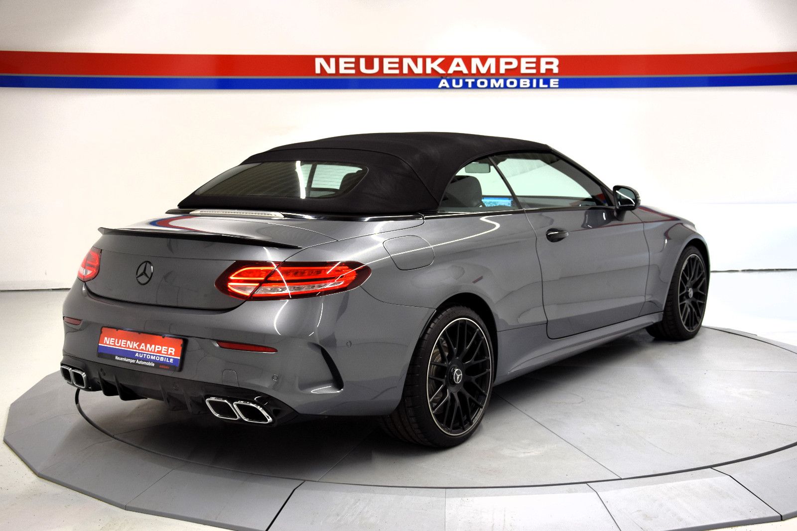 Fahrzeugabbildung Mercedes-Benz C 63 AMG Cabrio Distron. Burmester Sitzklima 19"