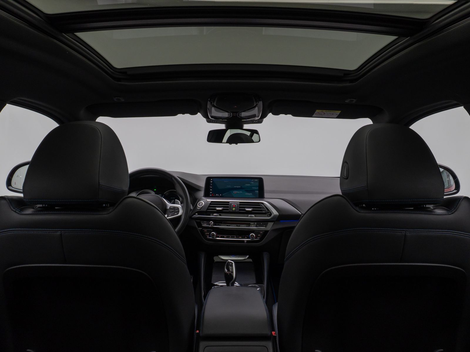 Fahrzeugabbildung BMW X4 xD20d M Sport X Panorama HUD HiFi Komfort 20"