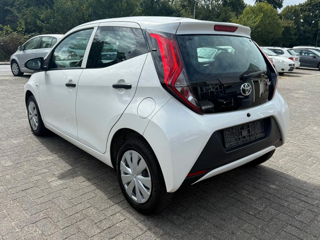 Toyota Aygo (X)