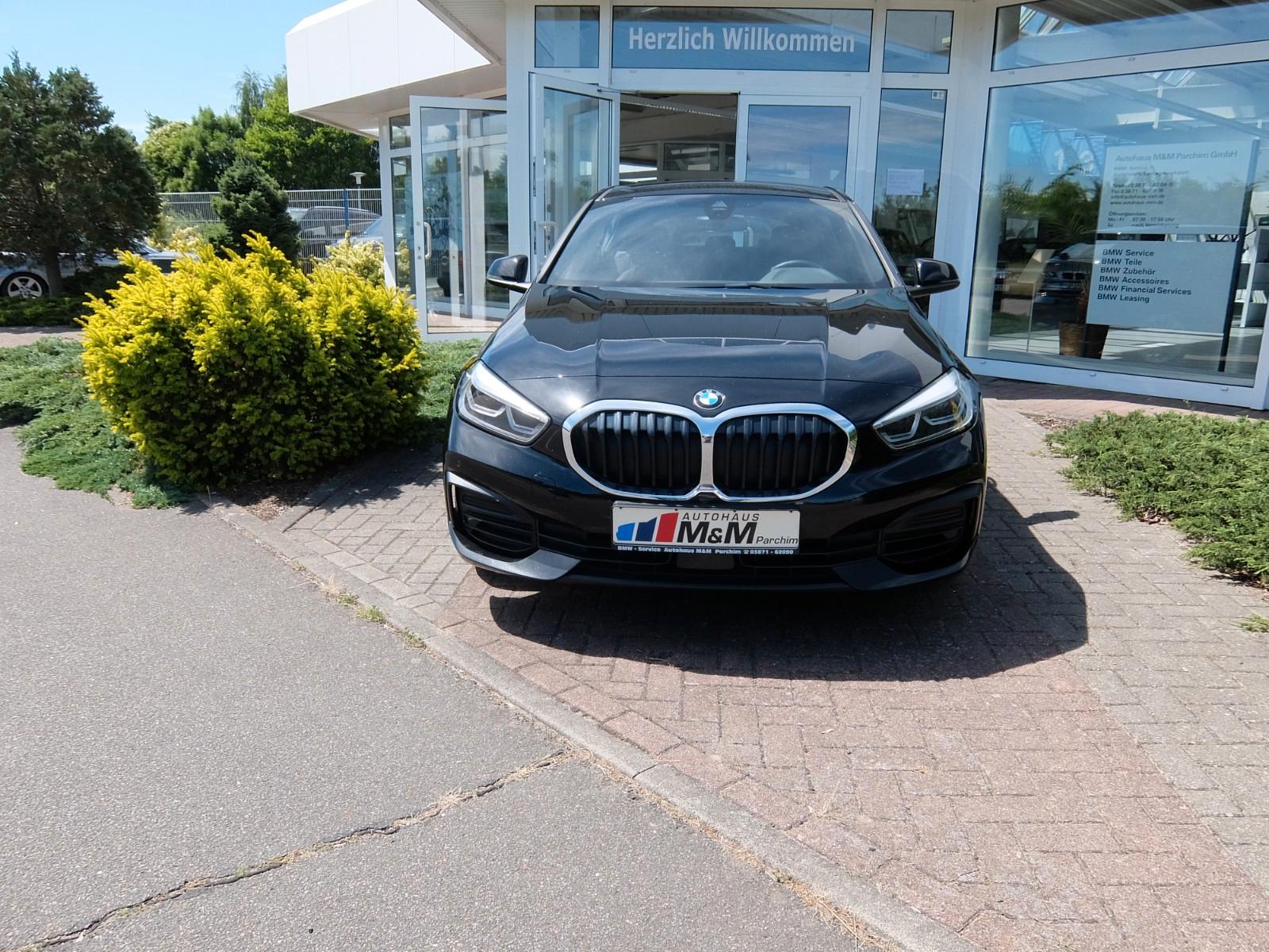 BMW 118i Advantage LED NAVI PDC DAB