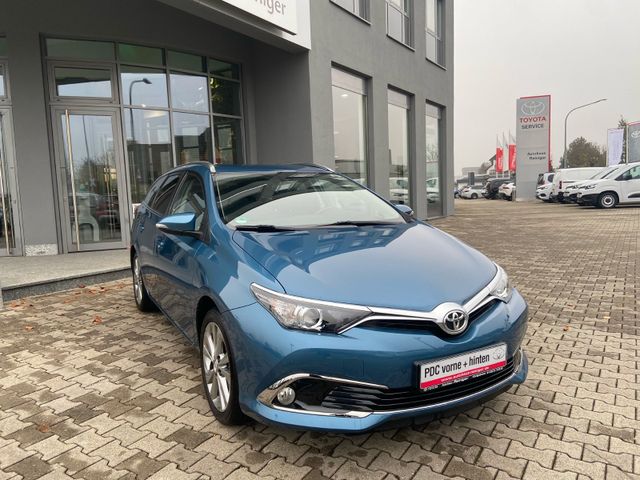 Toyota Auris Touring Sports Executive*1.Hand,SHZ,Kamera