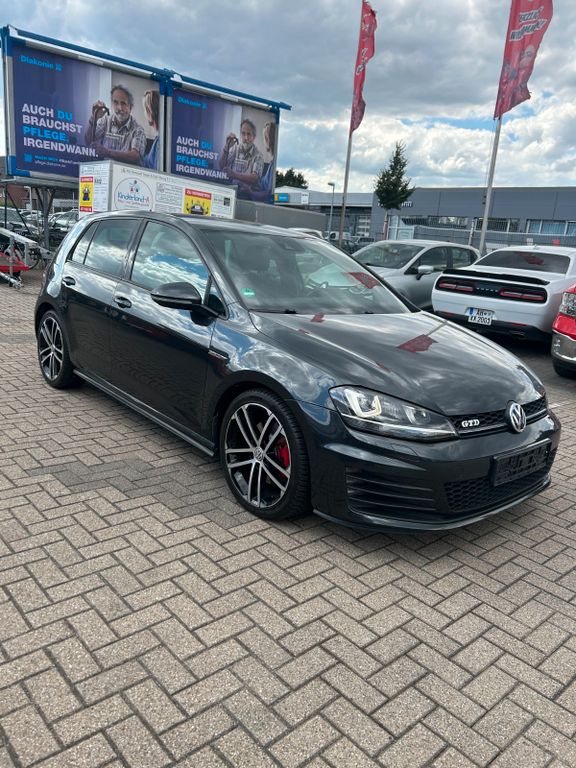 Image of Volkswagen Golf