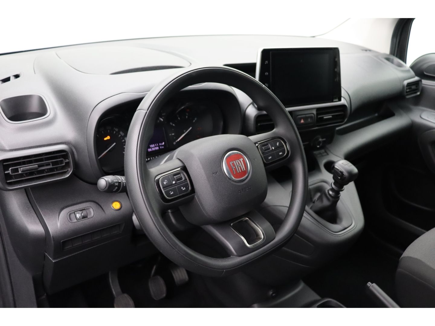 Fahrzeugabbildung Fiat Doblo Kastenwagen L2 1.5 linke Schiebetür,Kame