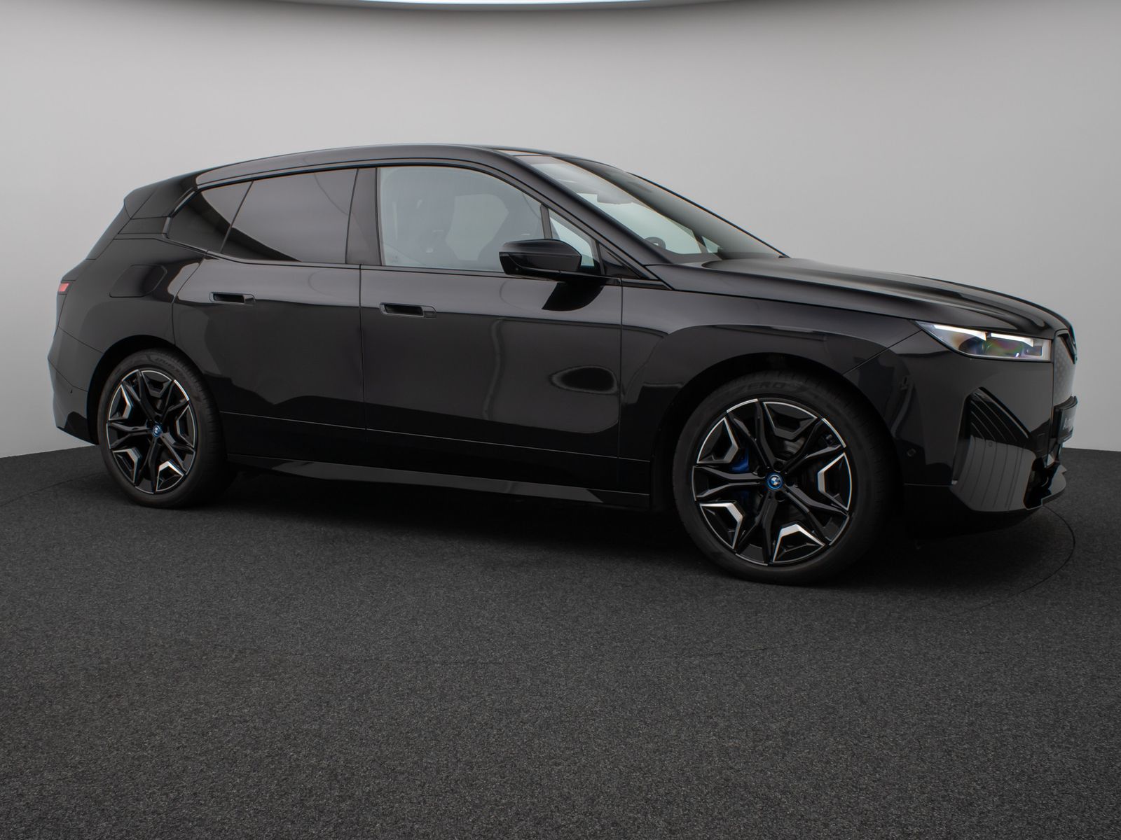 Fahrzeugabbildung BMW iX xD40 Sport 360°Laser H/K DAB AHK ACC 22Zoll