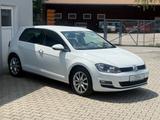 Volkswagen Golf VII Lim. Allstar I Navi I TÜV NEU *Garantie - Volkswagen mit Benzin-Antrieb: Limousine, Garantie