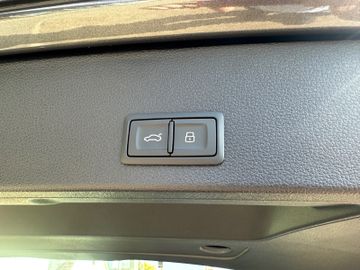 Bild 27 Audi Q2 35 TFSI S line S tronic +M-LED+KAMERA+PANO.+