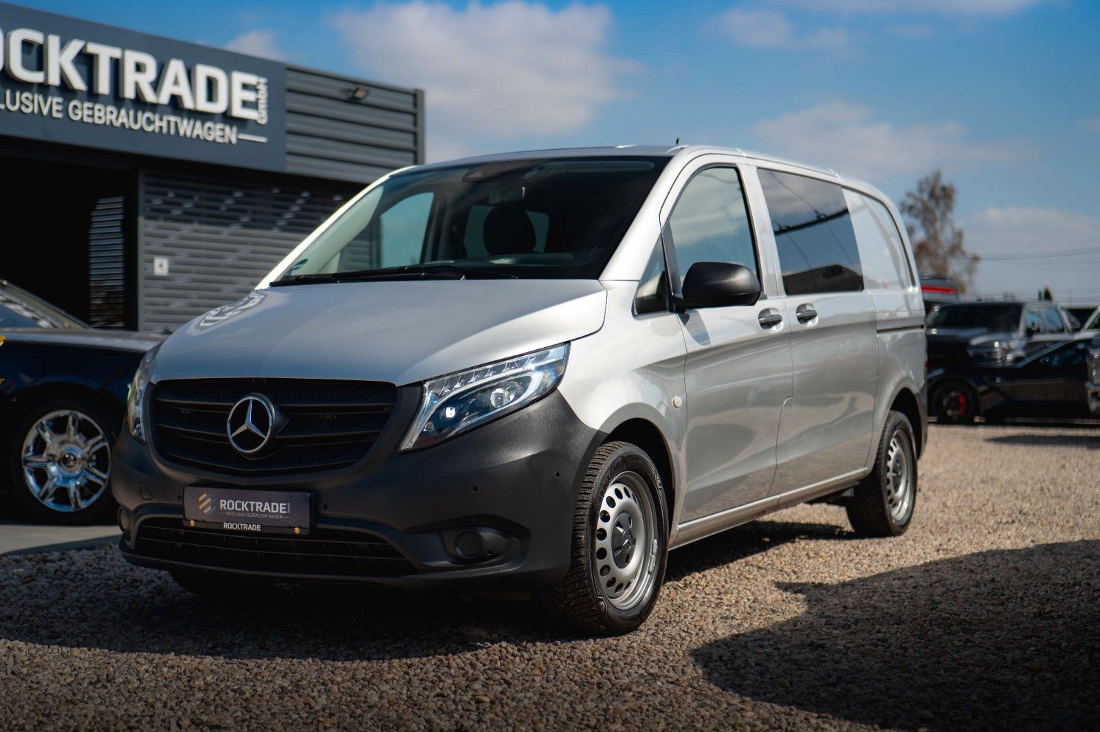 Fahrzeugabbildung Mercedes-Benz Vito Mixto 119 CDI 4MATIC kompakt *LED*Kamera*