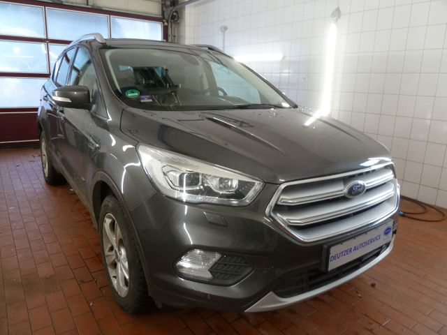 Ford Kuga Titanium 4x4 Panorama R-Kamera Navi