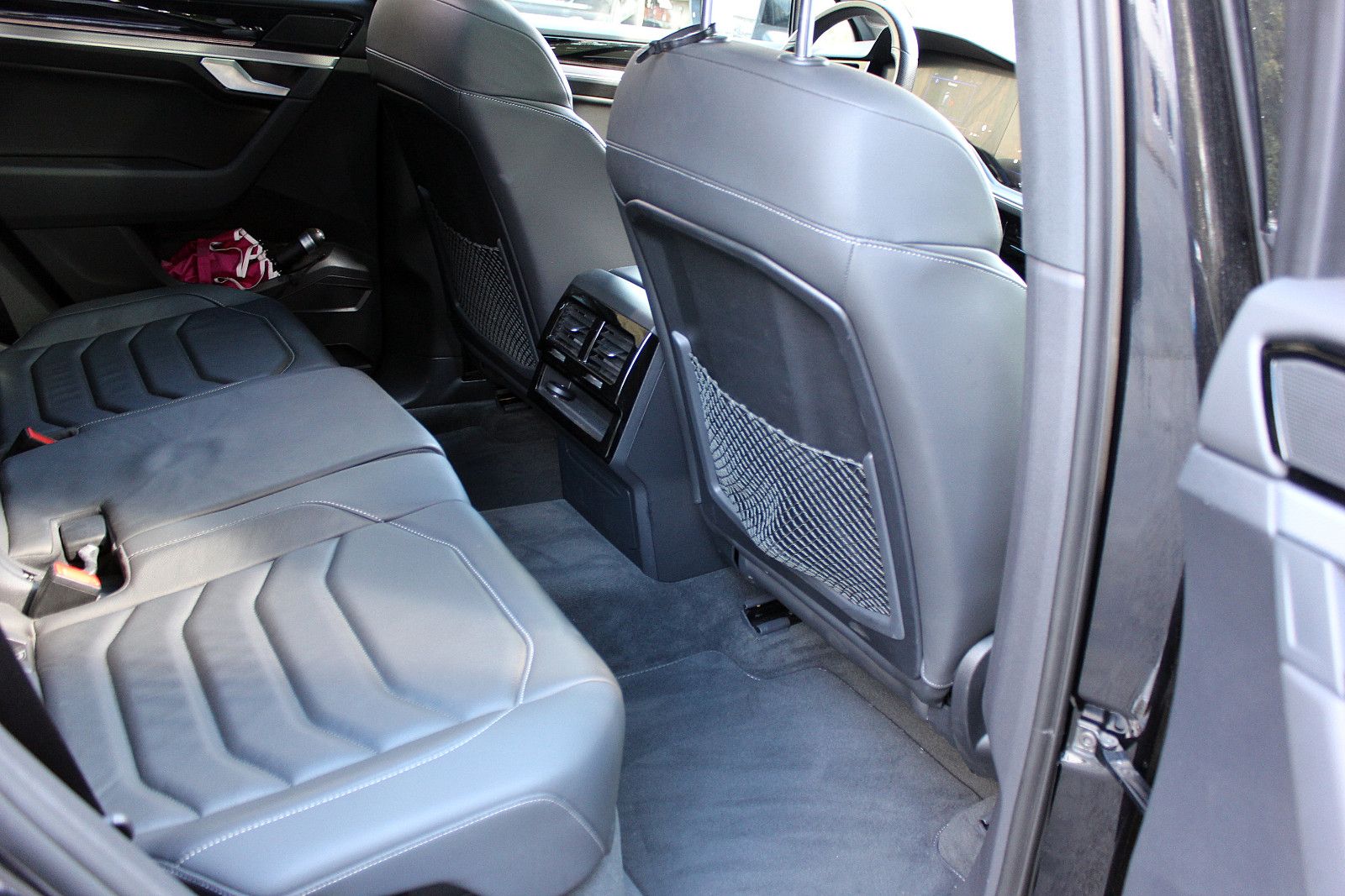 Volkswagen Touareg R-Line 4Motion LEDER PANO HUD AHK 20 foto 15