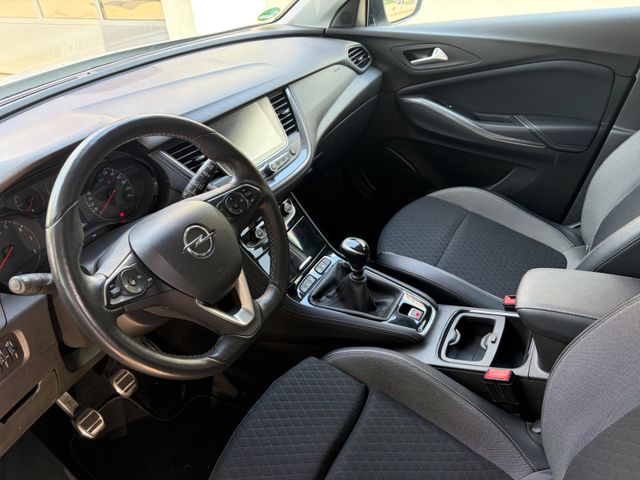 Fahrzeugabbildung Opel Grandland (X)+CarPlay+Kamera+Navi+Allw.LM+SHZ+BT
