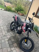 Malaguti XSM 125 Supermoto - MALAGUTI 125