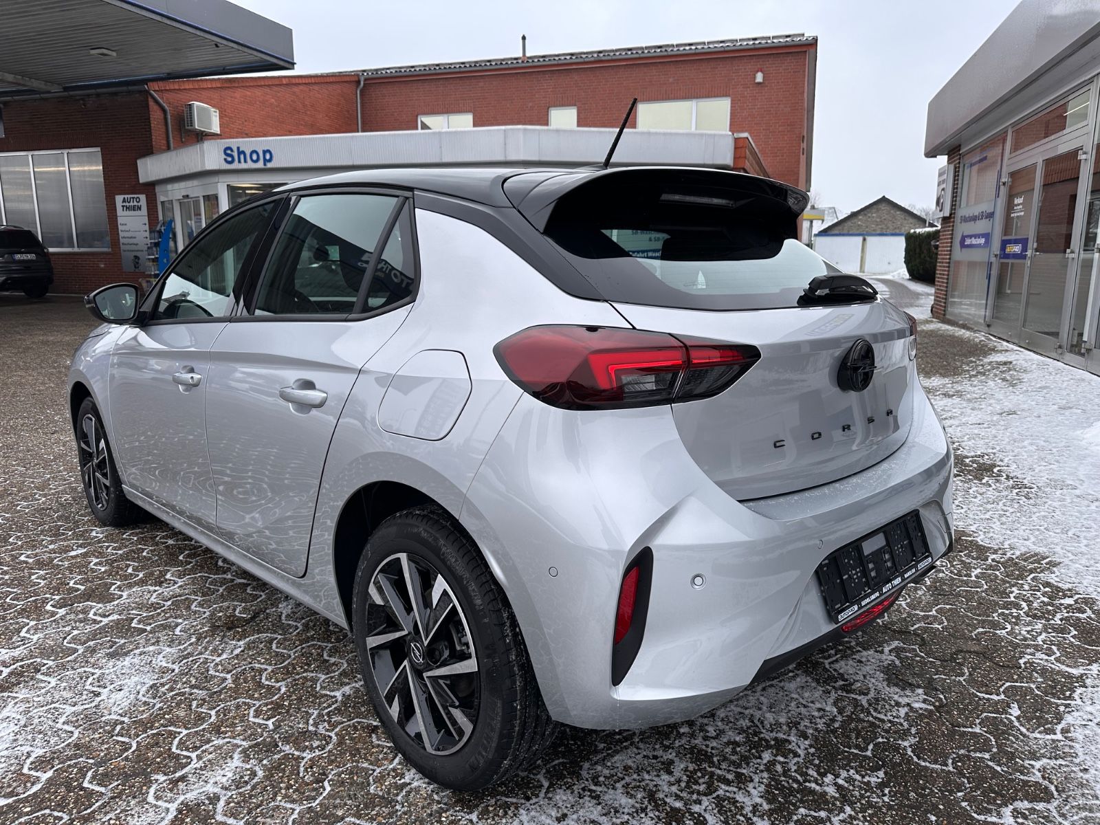 Fahrzeugabbildung Opel Corsa GS 1.2 Turbo Automatik APP/ACC/LED/SHZG