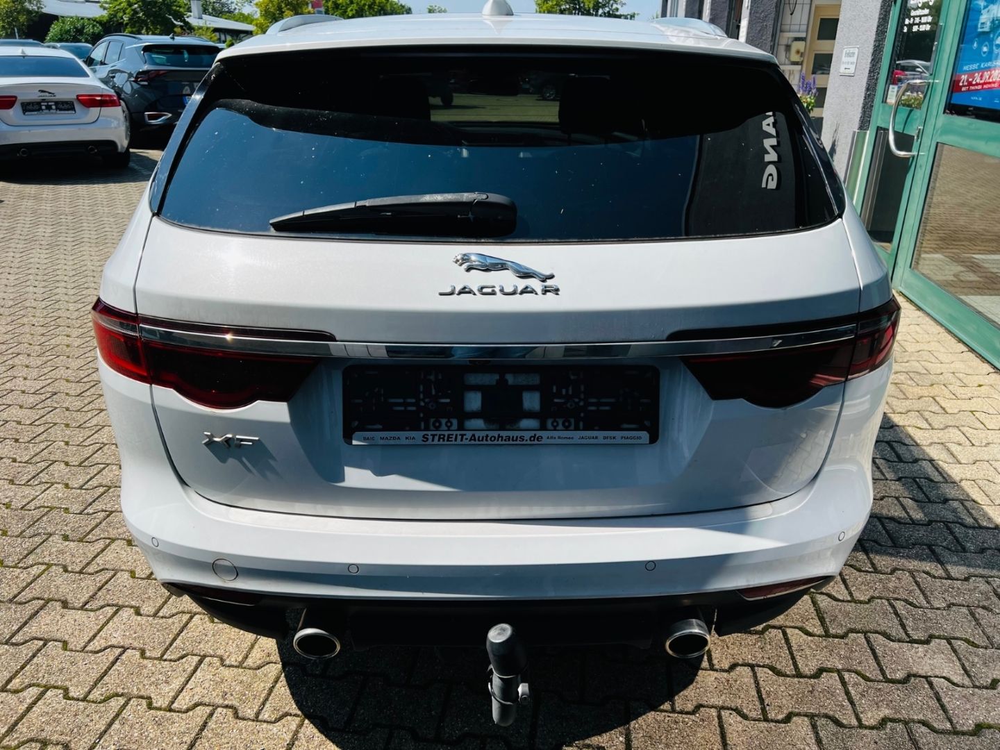 Fahrzeugabbildung Jaguar XF Sportbrake MOTORSCHADEN! Portfolio 30d