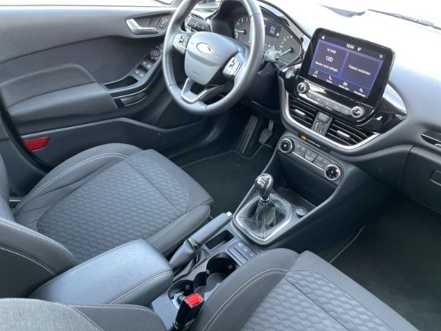 Fahrzeugabbildung Ford Fiesta 1.0 EcoBoost Titanium DAB, Tempomat, Klim