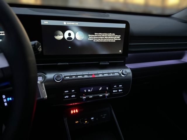 Fahrzeugabbildung Hyundai KONA MY25 1.6 Trend DCT Navi elektrische Heckkla