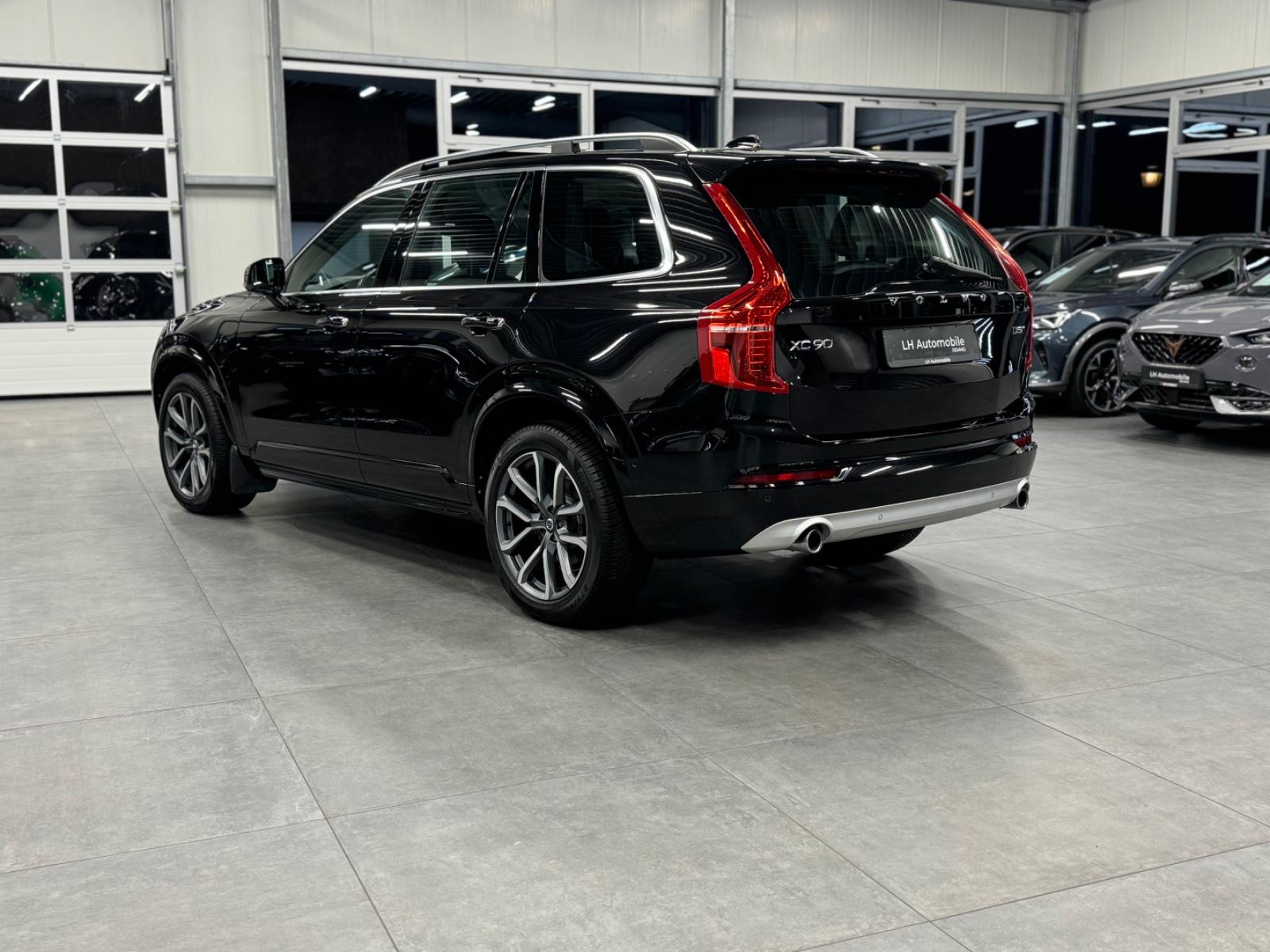 Volvo XC 90 Momentum AWD Navi SHZ LHZ LED 7-Sitzer