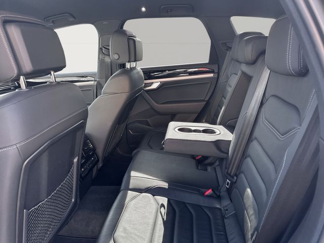 Volkswagen Touareg 3.0 TDI R-Line +ACC+AHK+DAB+HUD+Sthzg+Ma
