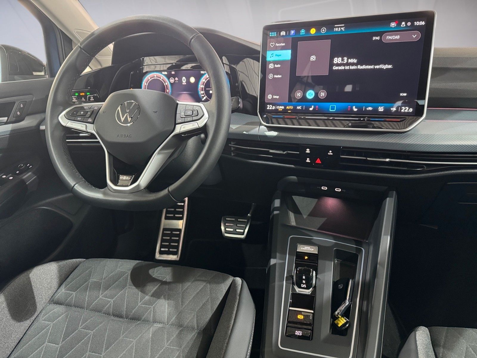 Fahrzeugabbildung Volkswagen Golf VIII Life GOAL 1.5 eTSI