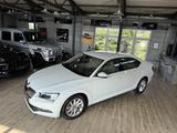 Skoda Superb Style*ACC*CARPLAY*ELEKTR.SITZE*KEYLESS GO - Skoda Superb: Weiß